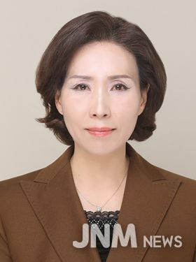 이숙자 서울특별시의회 운영위원장(국민의힘·서초2)