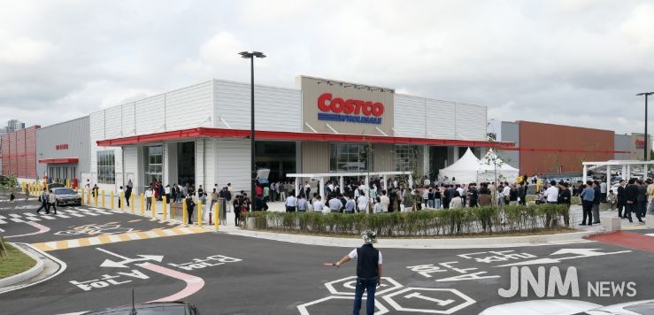 2024년 8월 21일 코스트코가 청라국제도시에 청라점을 개점했다