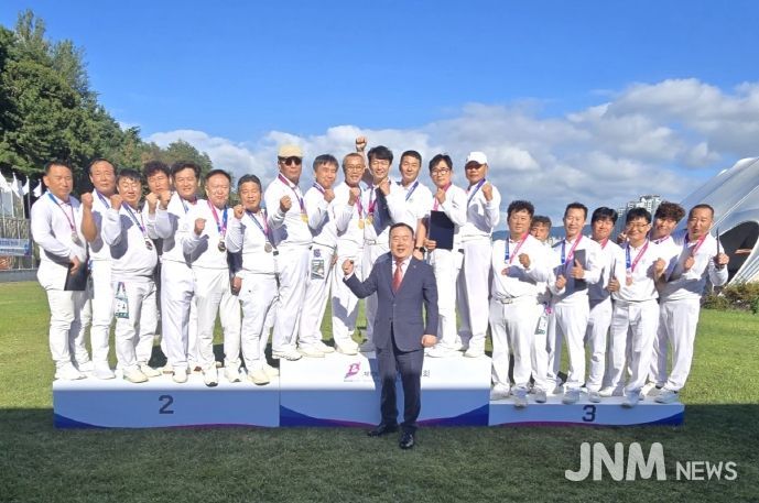궁도 시상식 좌 김연수, 이원성, 신용식, 최정식, 고민구, 윤일현, 최재훈