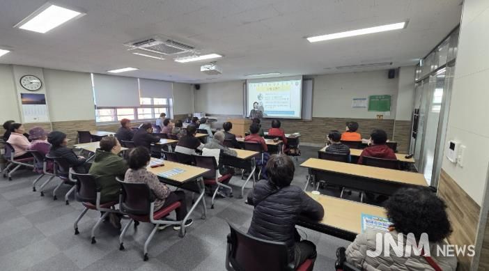 상주시, 고령보행안전 릴레이 캠페인 실시