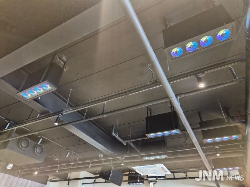 국내최초 KC인증을 받은 마이닝컴퓨터 천정에 설치된 모습