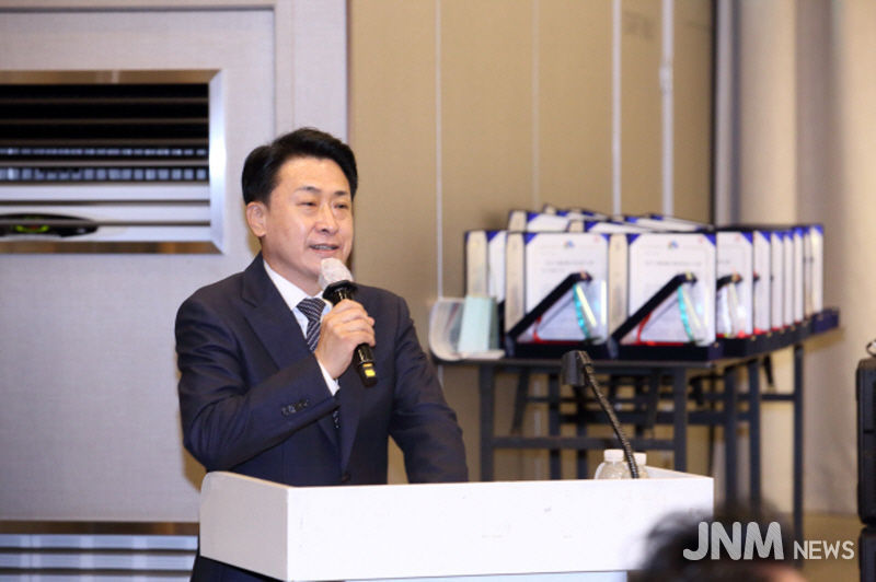 한국공익신문 김정균사장