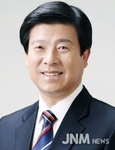 박범인 금산군수