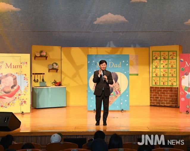 조용익 부천시장이 환영사를 전하고 있다.