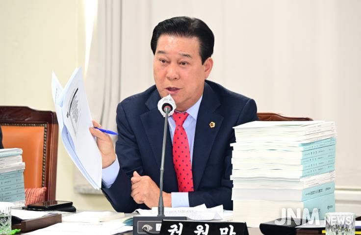 권원만 경상남도의원, “2차 공공기관 이전, 소멸위기 시군 우선 배치가 원칙이어야 한다”