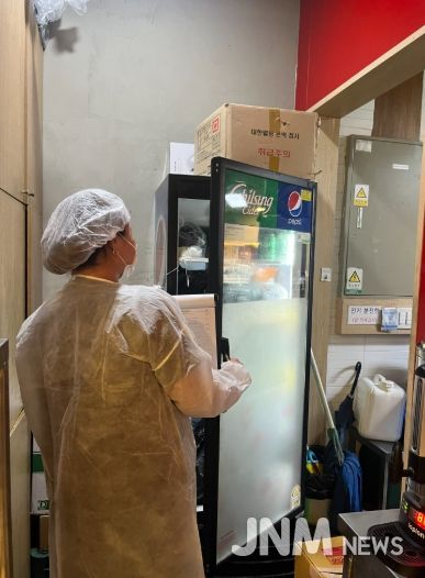 '2025년 하반기 위생등급 지정 음식점'을 대상으로 사후관리 점검을 실시하고 있다.