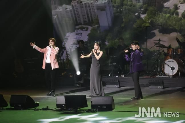 당진문예의전당 개관 20주년 특별 기획공연 '송년 뮤지컬 갈라 콘서트' 뜨거운 관객 열기 속 성황리 마무리 !