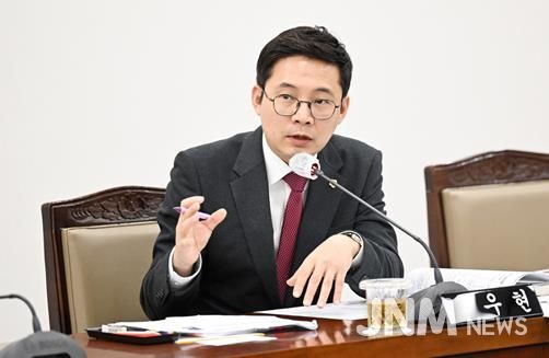 부산시의회 송우현 의원, “지역건설산업 보호를 위한 실행형 조례 개정 완성”