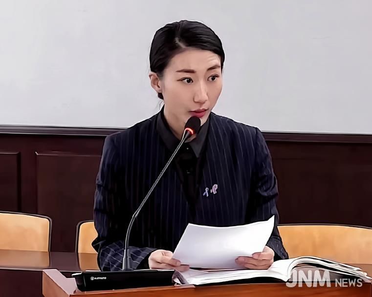 부천시의회 윤단비 의원, '악성 유튜버' 겨냥 첫 지방 조례 제정 부천시 공공장소 촬영 기준 마련