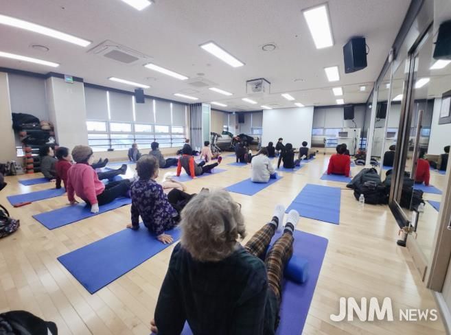 계양구 효성건강생활지원센터, 중장년·노년층 대상 ‘스트레칭 건강교실’ 운영