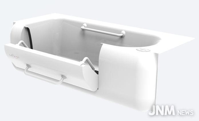 ‘고령자·장애인의 낙상 예방과 사용 안전성을 높인 EMS AI 헬스케어 바스’제품개발 목업 이미지