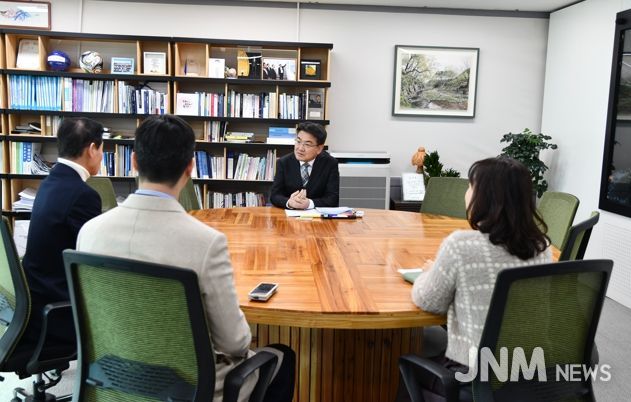 노원구, 에스비글로벌헬스케어로부터 마스크 60만장‧누적 44억 원 상당 성금‧물품 기부 받아