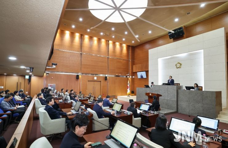 금천구의회, 제259회 임시회 제2차 본회의를 끝으로 새해 첫 임시회를 마무리했다.