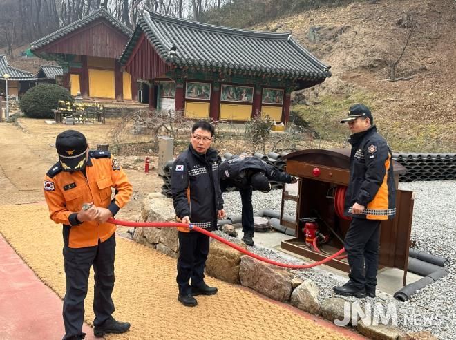 (봄철 산불 대비 총력... 서산소방서 가야산 문수사 현장확인)관련사진