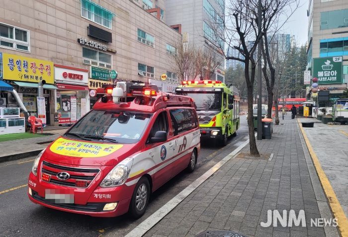 계양소방서, 설명절 대비 소방차 출동로 확보 길 터주기 훈련 실시