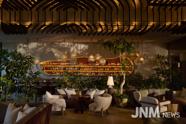 Bar Area at 1 Hotel Tokyo Credit: Mikkel Vang